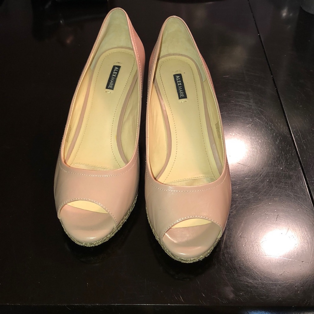 Light pink wedges Alex Marie